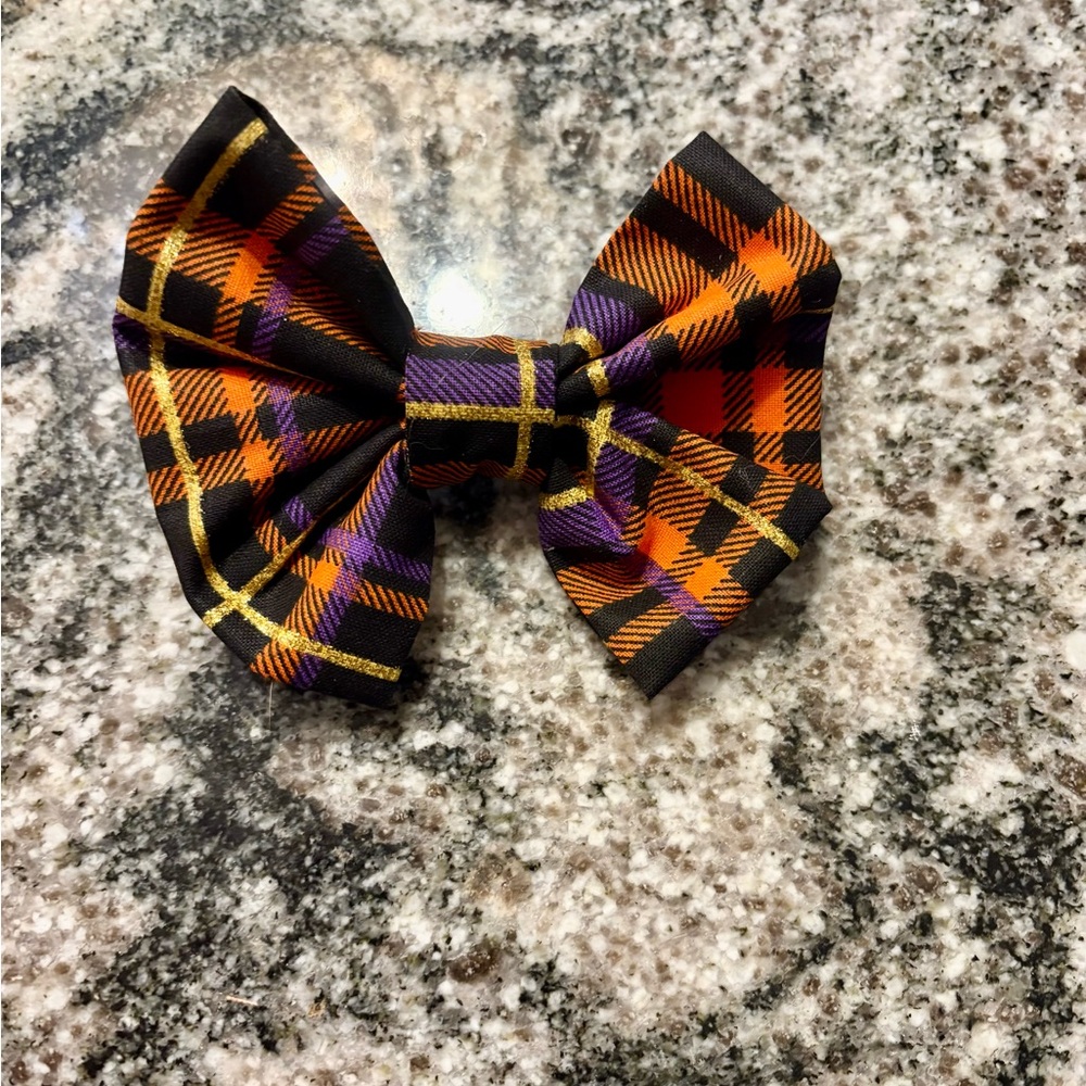 Stylish Purple and Orange Plaid Bow tie for Dogs S/M